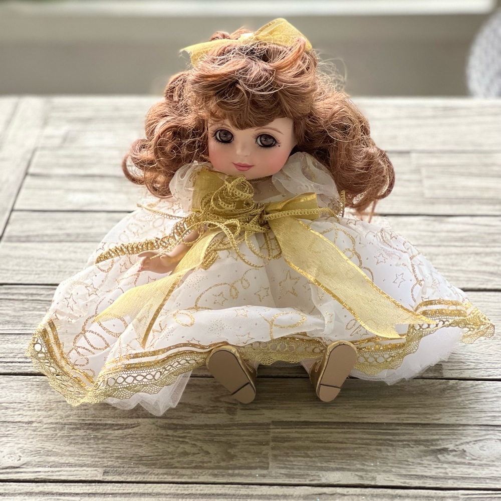 New without tags or box signed and numbered doll